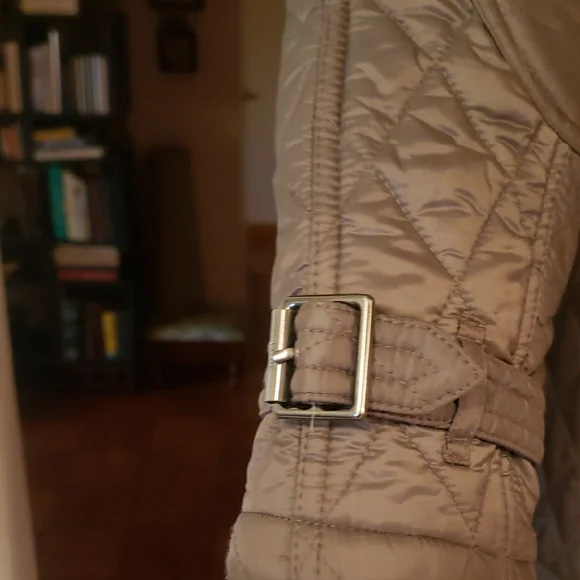 Burberry Quilted Long Puffer Coat in Taupe Gray - Picture 11 of 16